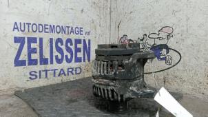 Gebruikte Dynamo Iveco New Daily III 35C10V,S10V 2.3 HPI Unijet 16V Prijs € 52,50 Margeregeling aangeboden door Zelissen V.O.F. autodemontage