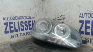 Gebruikte Rechter Koplamp Volkswagen Golf V (1K1) 2.0 GTI 16V FSI Turbo Prijs € 199,50 Margeregeling aangeboden door Zelissen V.O.F. autodemontage