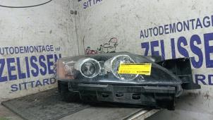 Gebruikte Rechter Koplamp Mazda CX-7 2.3 MZR DISI Turbo 16V Prijs € 393,75 Margeregeling aangeboden door Zelissen V.O.F. autodemontage