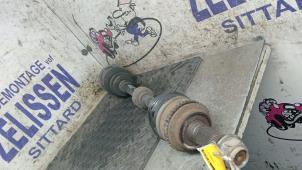 Gebruikte Homokineetas rechts-voor Mazda CX-7 2.3 MZR DISI Turbo 16V Prijs € 99,75 Margeregeling aangeboden door Zelissen V.O.F. autodemontage