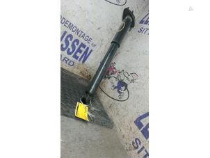 Gebruikte Schokdemper links-achter Mazda CX-7 2.3 MZR DISI Turbo 16V Prijs € 47,25 Margeregeling aangeboden door Zelissen V.O.F. autodemontage