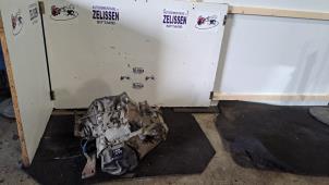 Gebruikte Versnellingsbak Toyota Yaris (P1) 1.3 16V VVT-i Prijs € 367,50 Margeregeling aangeboden door Zelissen V.O.F. autodemontage