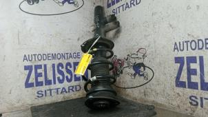 Gebruikte Mac Phersonpoot links-voor Skoda Superb Combi (NZ5) 1.5 TSI iV Prijs € 183,75 Margeregeling aangeboden door Zelissen V.O.F. autodemontage