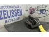 Nissan Qashqai (J10) 1.6 16V Remklauw (Tang) links-voor