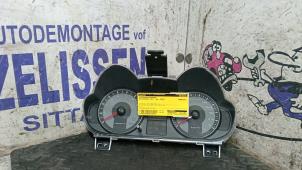 Gebruikte Cockpit Mitsubishi Colt (Z2/Z3) 1.3 16V Prijs € 89,25 Margeregeling aangeboden door Zelissen V.O.F. autodemontage