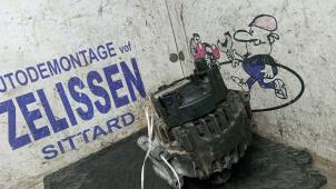 Gebruikte Alternator Mercedes C (W204) 1.8 C-180 CGI 16V Prijs € 131,25 Margeregeling aangeboden door Zelissen V.O.F. autodemontage