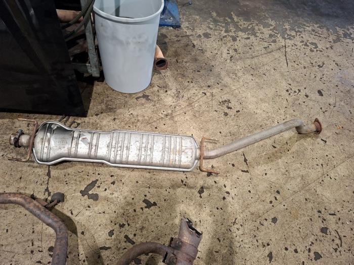 Gebruikte Uitlaat Middendemper Opel Astra G (F08/48) 1.8 16V Prijs € 36,75 Margeregeling aangeboden door Zelissen V.O.F. autodemontage