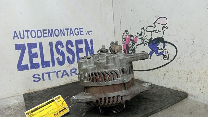 Gebruikte Dynamo Mitsubishi Outlander (CU) 2.0 16V 4x2 Prijs € 42,00 Margeregeling aangeboden door Zelissen V.O.F. autodemontage