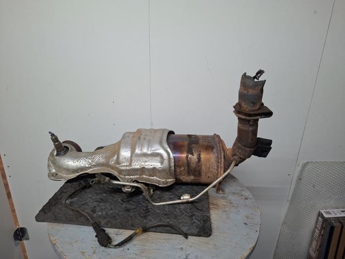 Gebruikte Roetfilter Fiat Doblo Cargo (263) 1.3 MJ 16V DPF Euro 5 Prijs € 350,00 Margeregeling aangeboden door Zelissen V.O.F. autodemontage