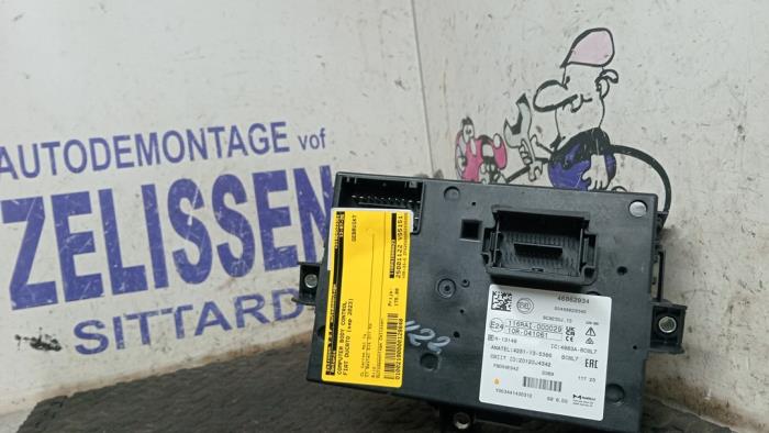 Gebruikte Computer Body Control Fiat Ducato (250) E-Ducato Prijs € 183,75 Margeregeling aangeboden door Zelissen V.O.F. autodemontage