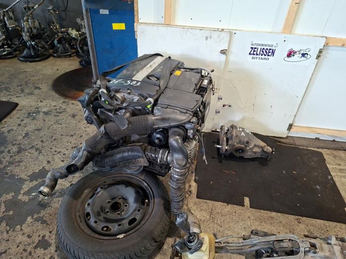 Gebruikte Motor Mercedes C (W203) 1.8 C-180K 16V Prijs € 1.312,50 Margeregeling aangeboden door Zelissen V.O.F. autodemontage