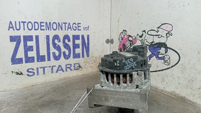 Gebruikte Alternator Mercedes A (W169) 2.0 A-200 5-Drs. Prijs € 52,50 Margeregeling aangeboden door Zelissen V.O.F. autodemontage
