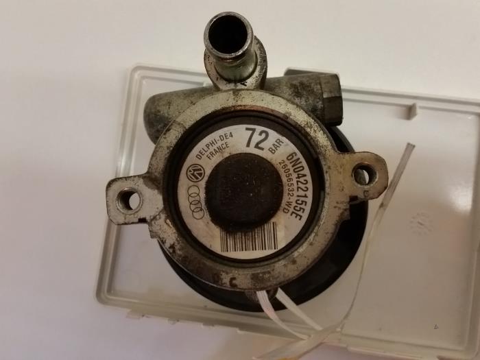 Gebruikte Servopomp Volkswagen Lupo (6X1) 1.0 MPi 50 Prijs € 52,50 Margeregeling aangeboden door Zelissen V.O.F. autodemontage