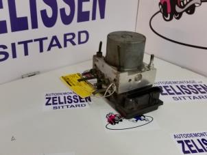 Gebruikte ABS Pomp Nissan Almera Tino (V10M) 1.8 16V Prijs op aanvraag aangeboden door Zelissen V.O.F. autodemontage