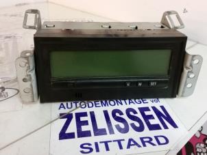 Gebruikte Display Interieur Mitsubishi Space Star (DG) 1.6 16V Prijs € 31,50 Margeregeling aangeboden door Zelissen V.O.F. autodemontage