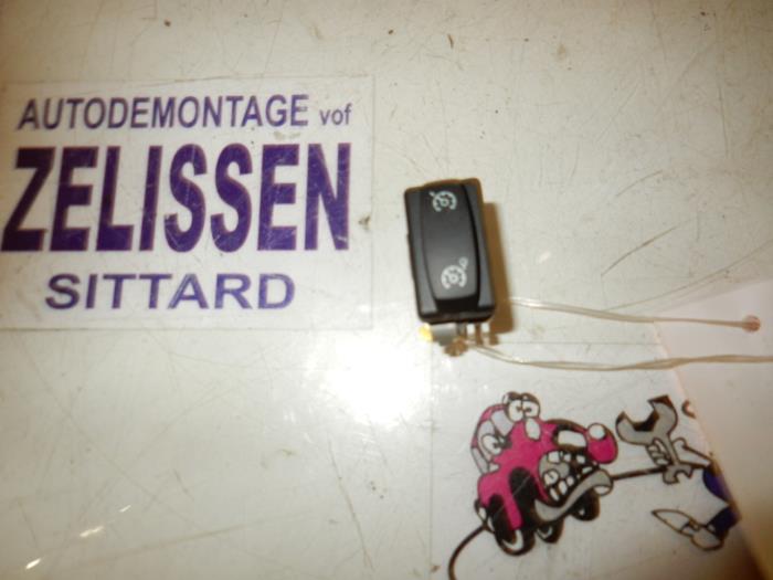 Gebruikte Cruise Control Renault Megane II (BM/CM) 1.6 16V Prijs op aanvraag aangeboden door Zelissen V.O.F. autodemontage