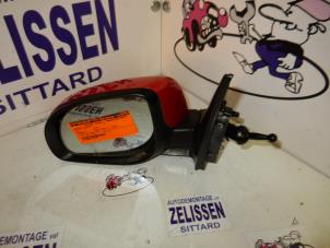 Gebruikte Spiegel Buiten links Kia Picanto (BA) 1.0 12V Prijs € 52,50 Margeregeling aangeboden door Zelissen V.O.F. autodemontage