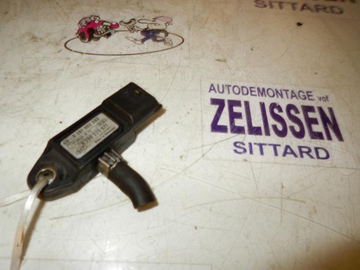 Gebruikte Map Sensor (inlaatspruitstuk) Renault Kangoo Express (FC) 1.5 dCi 60 Prijs op aanvraag aangeboden door Zelissen V.O.F. autodemontage