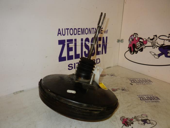 Gebruikte Rembekrachtiger Opel Astra H SW (L35) 1.3 CDTI 16V Ecotec Prijs op aanvraag aangeboden door Zelissen V.O.F. autodemontage