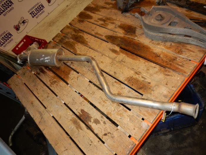 Gebruikte Uitlaat Middendemper Citroen Xsara Break (N2) 1.8i Autom. Prijs op aanvraag aangeboden door Zelissen V.O.F. autodemontage