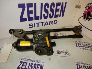 Gebruikte Ruitenwismotor + Mechaniek Hyundai Getz 1.1i 12V Prijs op aanvraag aangeboden door Zelissen V.O.F. autodemontage