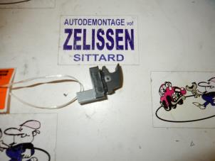 Gebruikte Elektrisch Raam Schakelaar Seat Leon (1P1) 1.6 Prijs op aanvraag aangeboden door Zelissen V.O.F. autodemontage