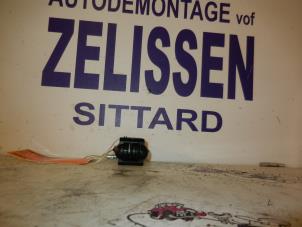 Gebruikte Schakelaar Koplamp Ihv Seat Arosa (6H1) 1.4i 16V Prijs op aanvraag aangeboden door Zelissen V.O.F. autodemontage