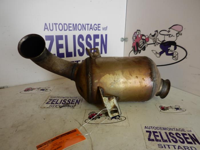 Gebruikte Katalysator Peugeot Bipper (AA) 1.4 HDi Prijs € 210,00 Margeregeling aangeboden door Zelissen V.O.F. autodemontage