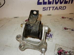 Gebruikte Motorsteun Honda Civic (EP/EU) 1.4 16V Prijs op aanvraag aangeboden door Zelissen V.O.F. autodemontage