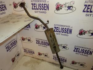 Gebruikte Uitlaat Middendemper Nissan Micra (K12) 1.2 16V Prijs € 42,00 Margeregeling aangeboden door Zelissen V.O.F. autodemontage