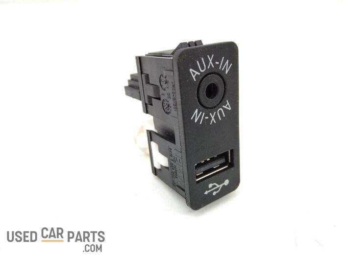 AUX/USB aansluiting - Mini Mini - O105991