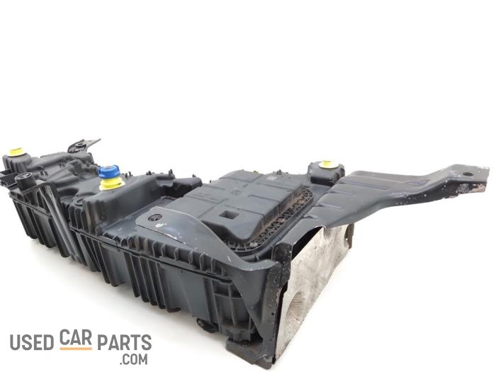 Adblue tank - Citroen C4 Grand Picasso - O117343