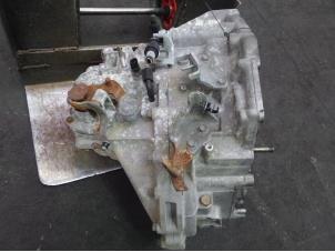 Gebruikte Versnellingsbak Suzuki SX4 (EY/GY) 1.9 DDiS Grip 4x4 Prijs op aanvraag aangeboden door Bongers Auto-Onderdelen Zeeland