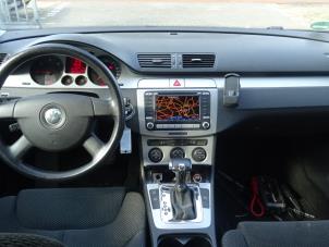 Gebruikte Airbag Set + Module Volkswagen Passat Variant (3C5) 2.0 TDI 16V 170 Prijs op aanvraag aangeboden door Bongers Auto-Onderdelen Zeeland