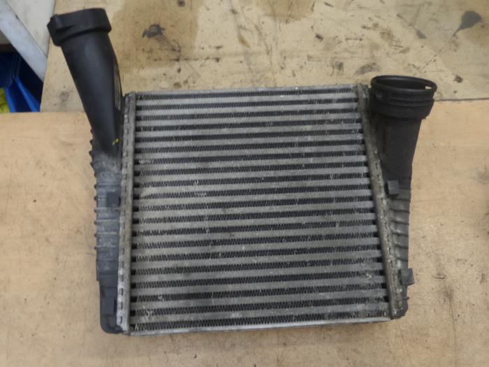 Gebruikte Intercooler Volkswagen Touareg (7LA/7L6) 3.0 TDI V6 24V Prijs op aanvraag aangeboden door Bongers Auto-Onderdelen Zeeland