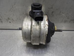 Gebruikte Motorrubber Audi A4 (B7) 2.0 TDI Prijs op aanvraag aangeboden door Bongers Auto-Onderdelen Zeeland