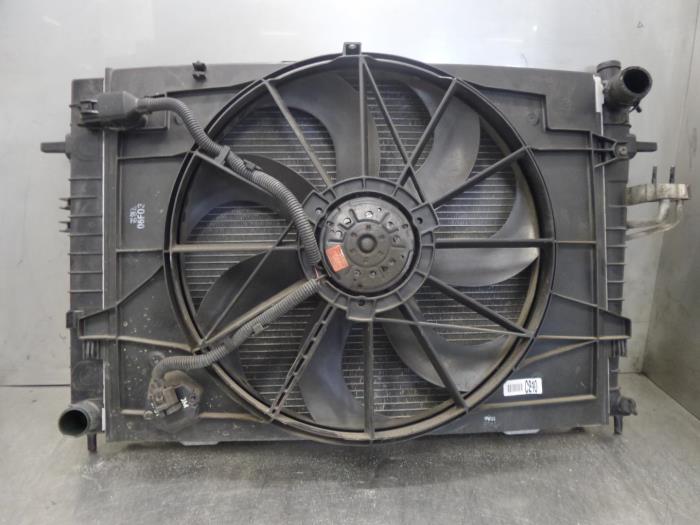 Gebruikte Airco Condensor Kia Sportage (JE) 2.0 CRDi 16V VGT 4x4 Prijs op aanvraag aangeboden door Bongers Auto-Onderdelen Zeeland