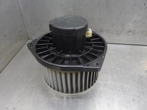 Gebruikte Chaufage Ventilatiemotor Suzuki Grand Vitara I (FT/GT/HT) 2.0 16V Prijs op aanvraag aangeboden door Bongers Auto-Onderdelen Zeeland