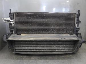 Gebruikte Radiateur Volvo V50 Prijs op aanvraag aangeboden door Bongers Auto-Onderdelen Zeeland