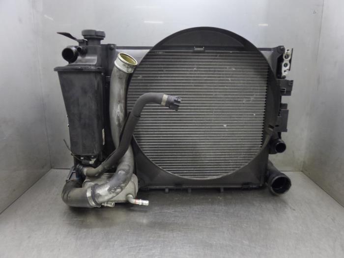 Gebruikte Airco Condensor BMW 3-Serie Prijs op aanvraag aangeboden door Bongers Auto-Onderdelen Zeeland