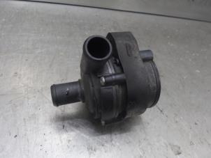 Gebruikte Waterpomp Volkswagen Crafter 2.0 TDI 16V Prijs op aanvraag aangeboden door Bongers Auto-Onderdelen Zeeland