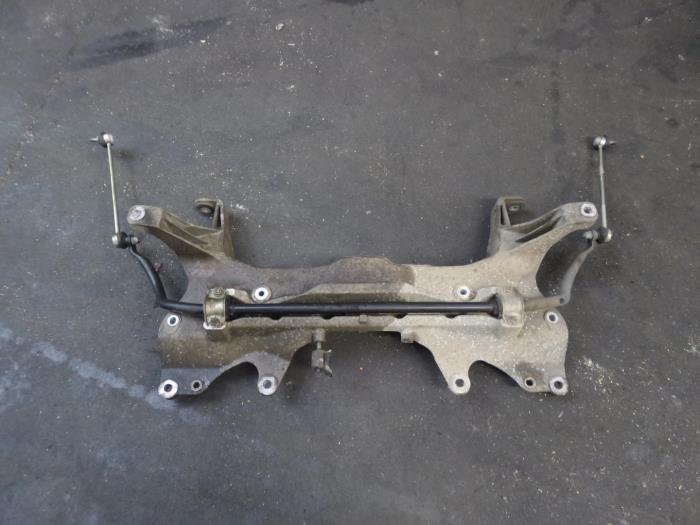 Gebruikte Subframe Peugeot Bipper (AA) 1.4 HDi Prijs op aanvraag aangeboden door Bongers Auto-Onderdelen Zeeland