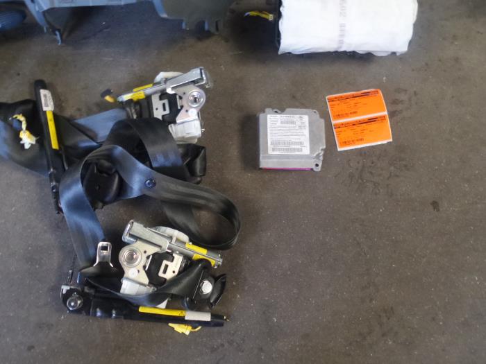 Airbag Set+Module Ford KA Bongers AutoOnderdelen Zeeland