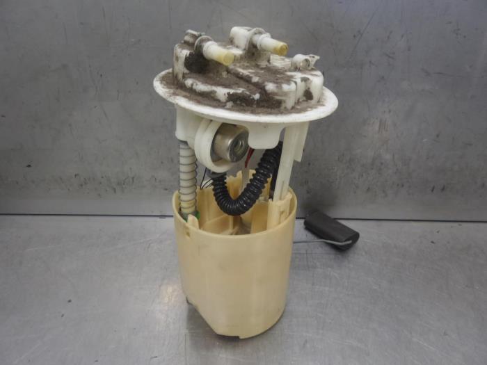 Gebruikte Tank element Pomp Peugeot 206 Prijs op aanvraag aangeboden door Bongers Auto-Onderdelen Zeeland