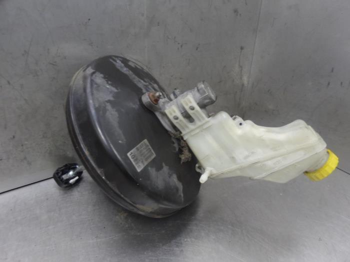 Gebruikte Rembooster Fiat Grande Punto (199) 1.3 JTD Multijet 16V VGT Prijs op aanvraag aangeboden door Bongers Auto-Onderdelen Zeeland