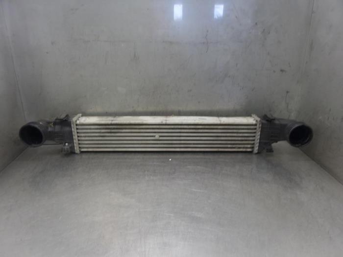 Gebruikte Intercooler Mercedes E (W211) 3.2 E-320 CDI 24V Prijs op aanvraag aangeboden door Bongers Auto-Onderdelen Zeeland