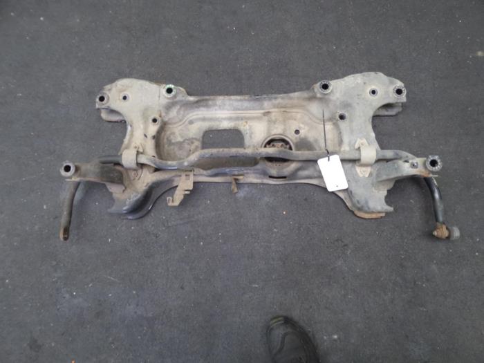 Gebruikte Subframe Skoda Yeti (5LAC) 2.0 TDI 16V Prijs op aanvraag aangeboden door Bongers Auto-Onderdelen Zeeland