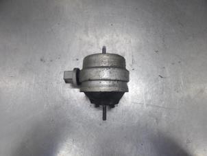 Gebruikte Motorrubber Audi A4 Prijs op aanvraag aangeboden door Bongers Auto-Onderdelen Zeeland