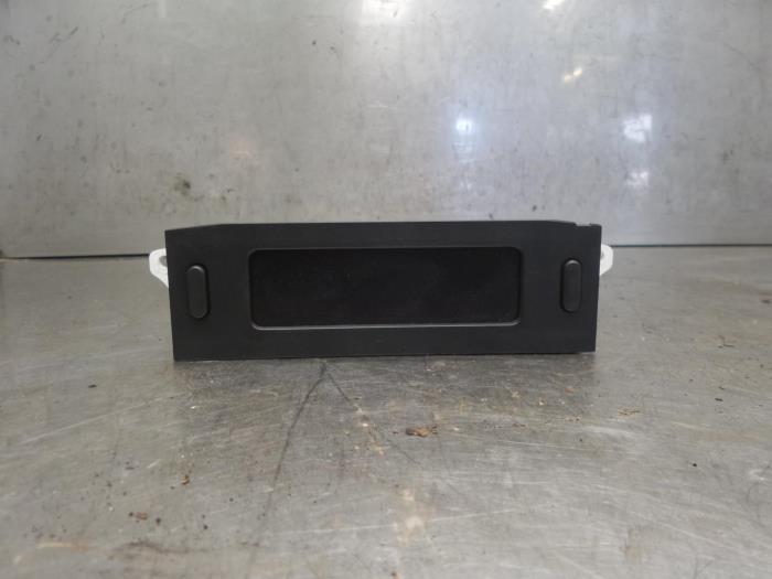 Gebruikte Display Interieur Peugeot 206 PLUS Prijs op aanvraag aangeboden door Bongers Auto-Onderdelen Zeeland