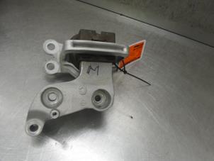 Gebruikte Motorrubber Nissan X-Trail (T32) Prijs op aanvraag aangeboden door Bongers Auto-Onderdelen Zeeland